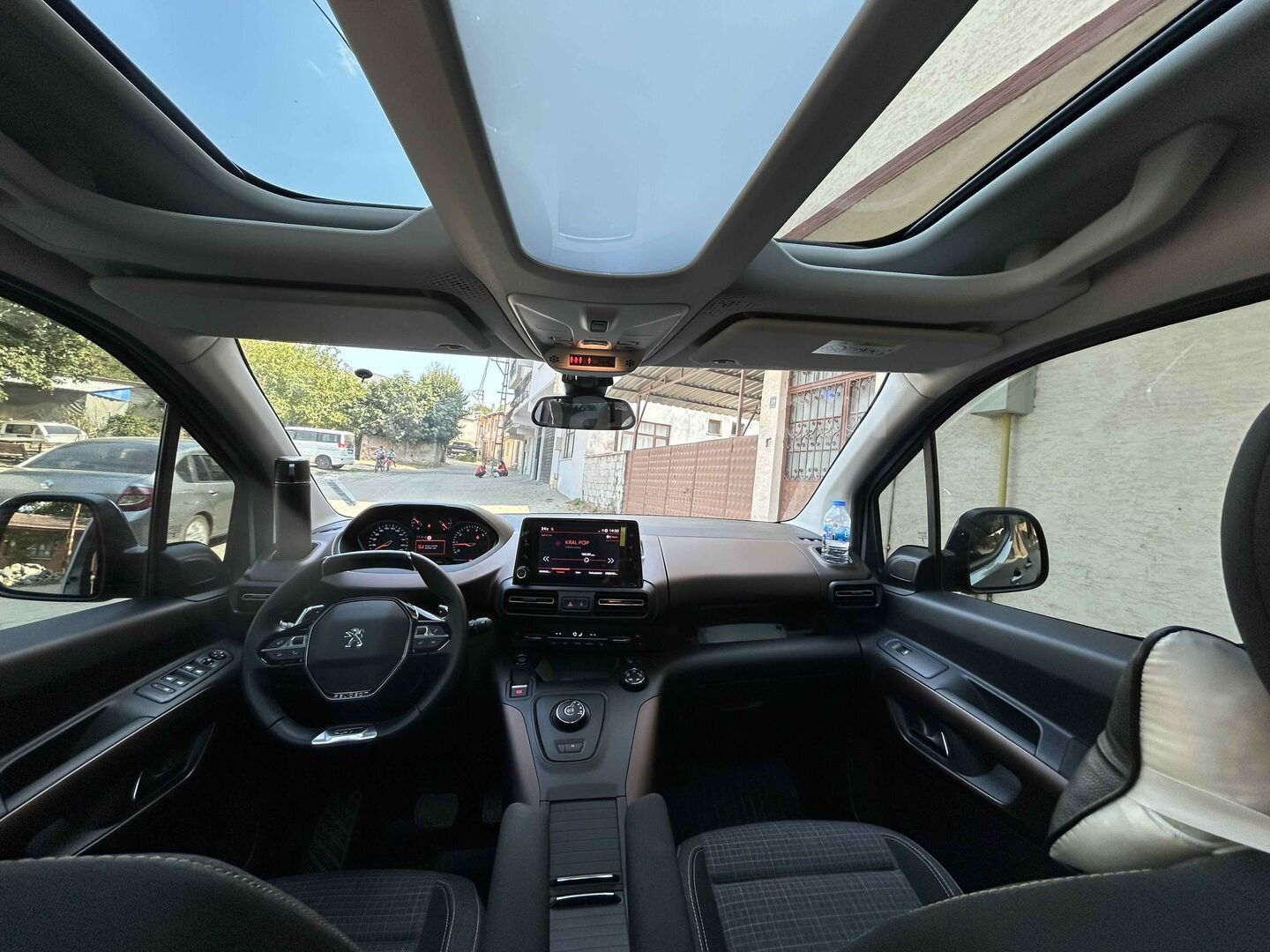 Sahibinden Peugeot Rifter 1.5 BlueHDI GT 2023 Model Bursa 17.400 km Gri 6
