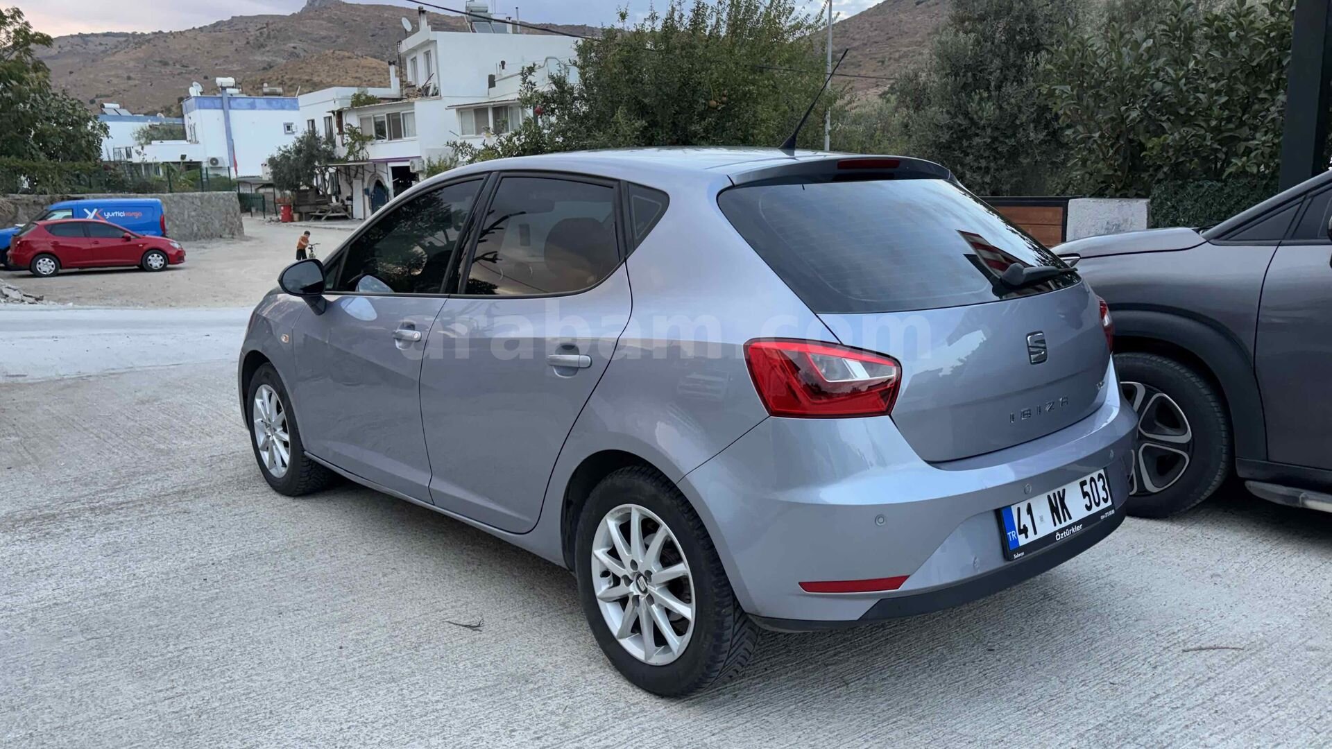 Memurdan değişensiz boyasız temiz ibiza 4