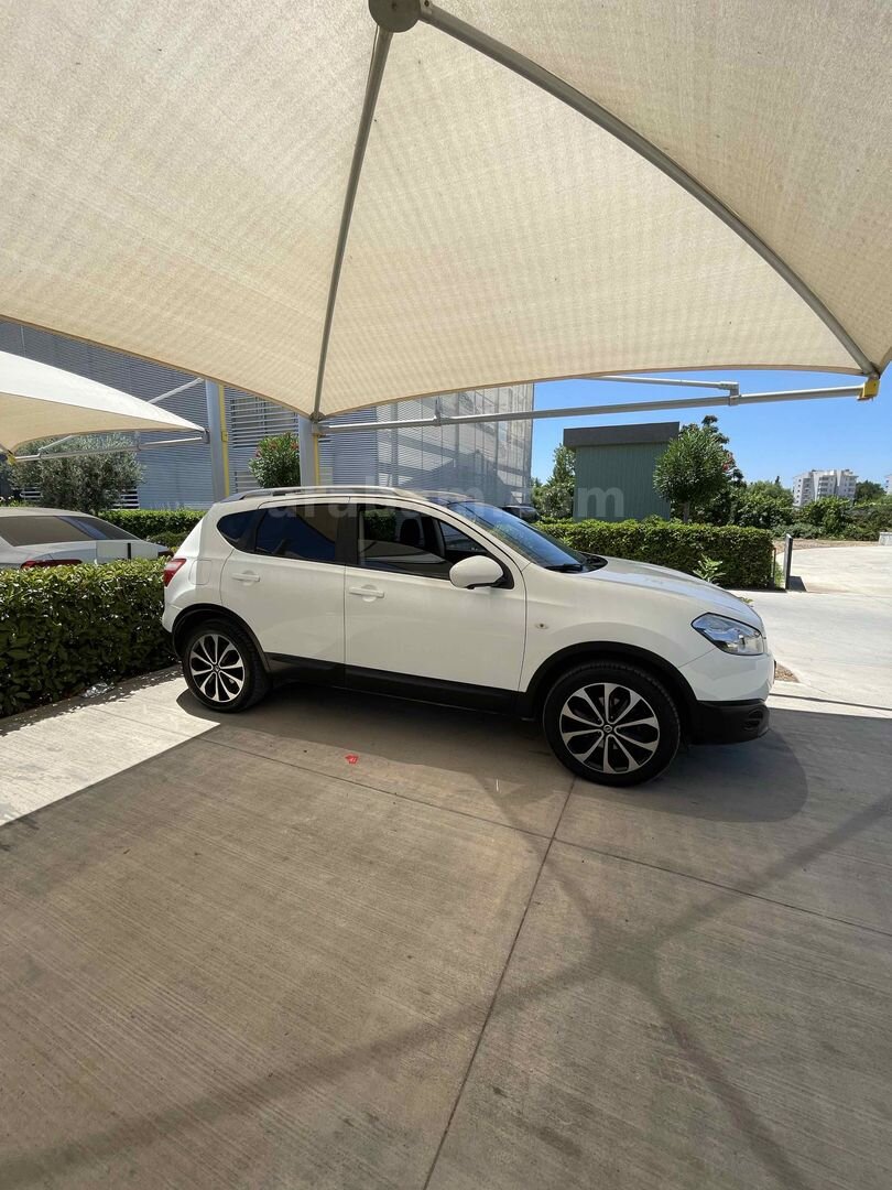 Sahibinden Nissan Qashqai 1.5 dCi Black Edition 2012 Model 2