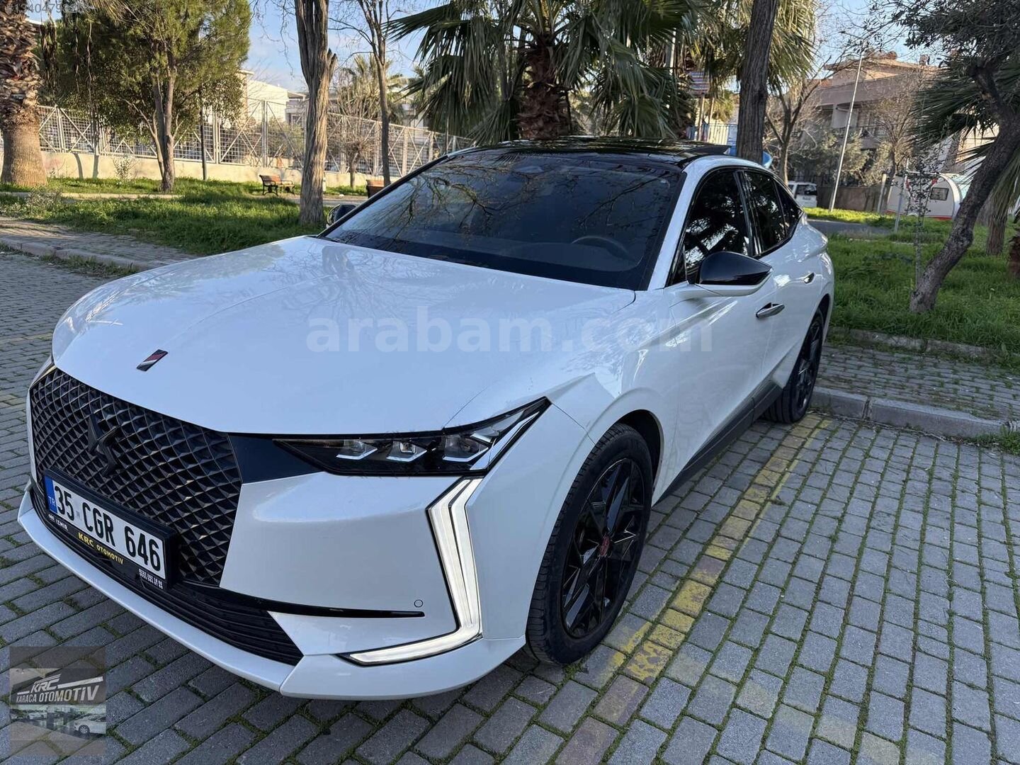 Galeriden DS Automobiles DS4 1.5 BlueHDi Performance Line 2023 Model İzmir 27.000 km Beyaz 2