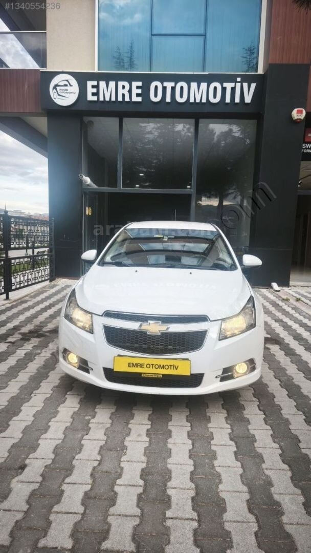 Galeriden Chevrolet Cruze 1.6 Design Edition 2011 Model Isparta 189.000 km Beyaz 4