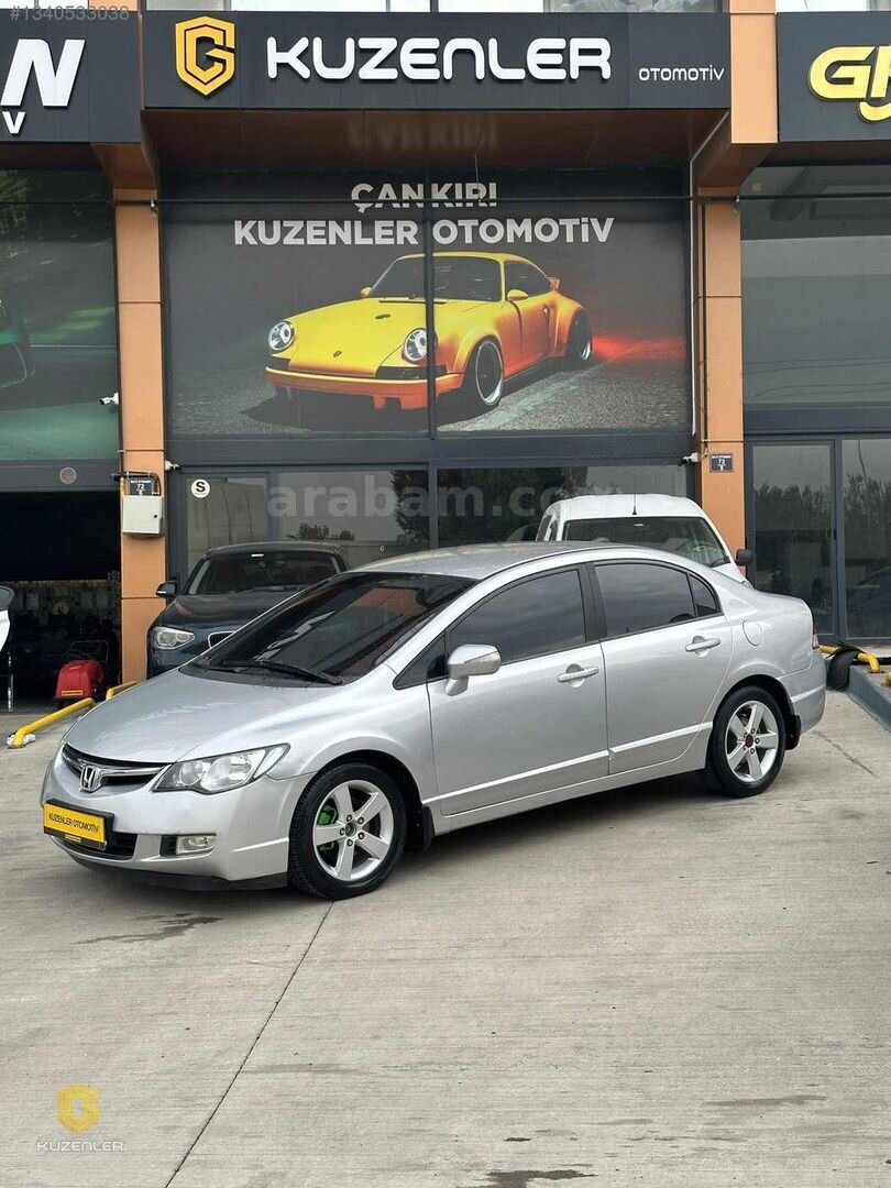 KUZENLER'den Değişensiz 3 P. boyalı Tertemiz Bakımlı 1.6 CIVIC 1