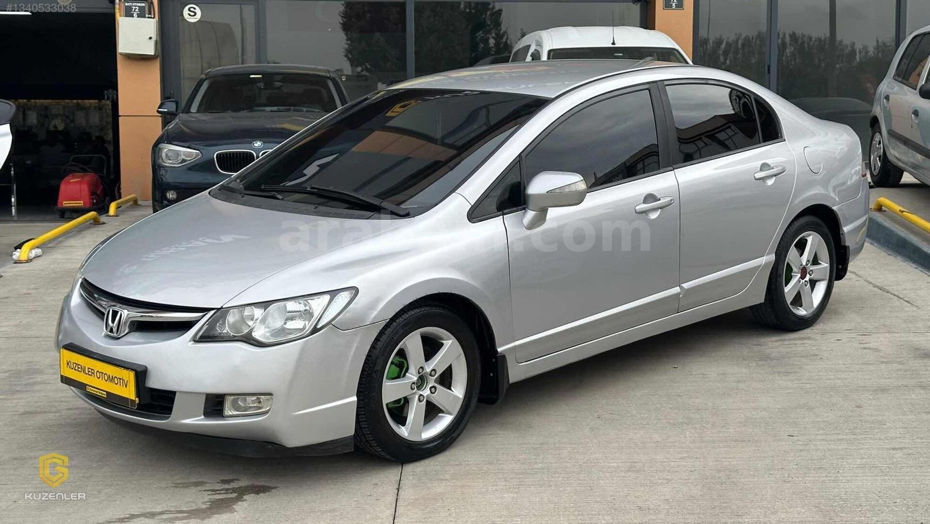 KUZENLER'den Değişensiz 3 P. boyalı Tertemiz Bakımlı 1.6 CIVIC 2