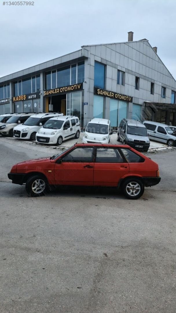 Galeriden Lada Samara 1.5 1990 Model Çorum 200.000 km Kırmızı 5