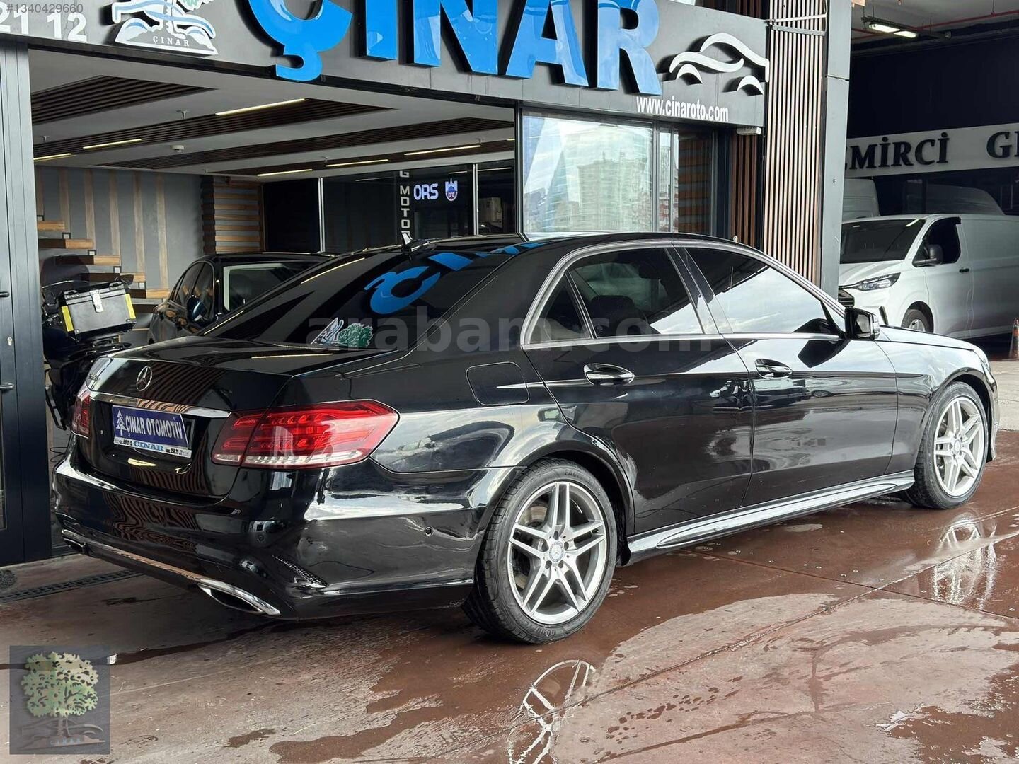 Galeriden Mercedes - Benz E 350 BlueTEC Premium 2014 Model İstanbul 345.000 km Siyah 4