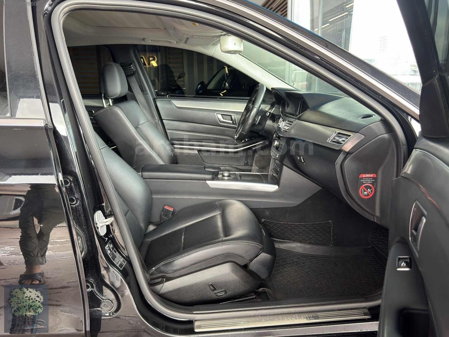 Galeriden Mercedes - Benz E 350 BlueTEC Premium 2014 Model İstanbul 345.000 km Siyah 5