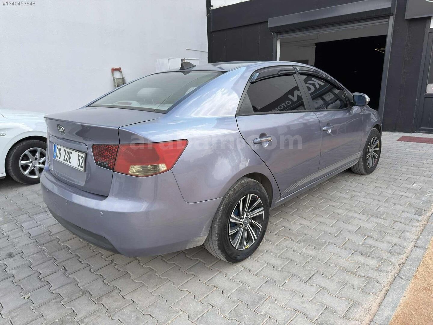 Galeriden Kia Cerato 1.6 GSL Comfort 2010 Model Eskişehir 140.000 km Mavi 7