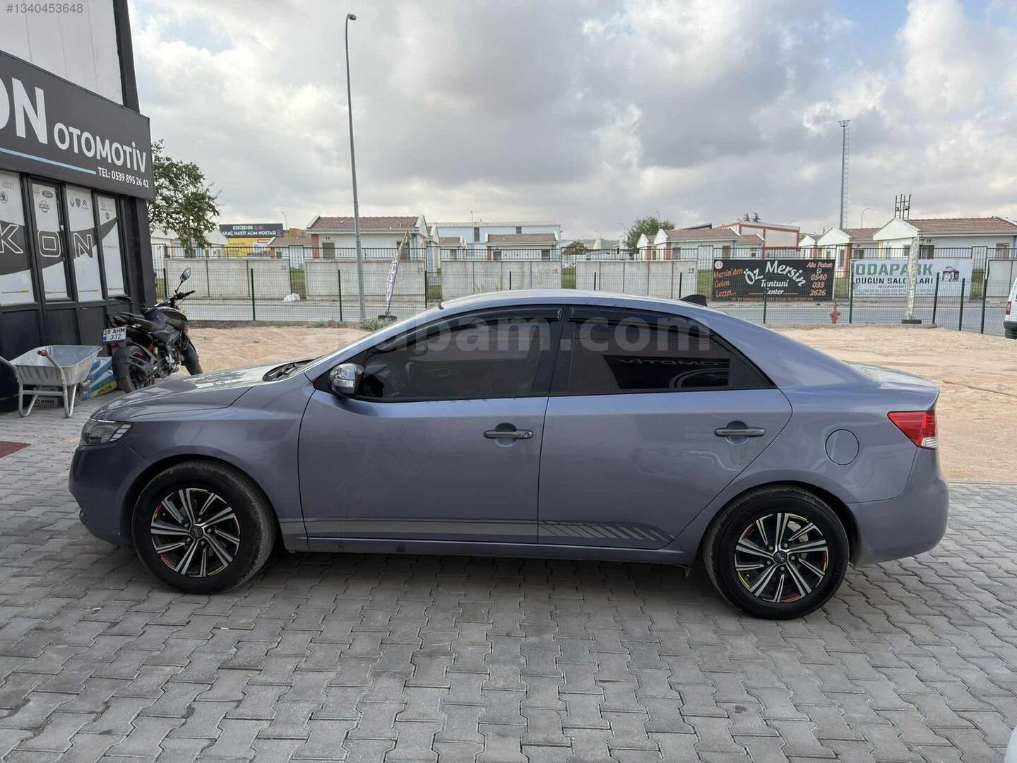 Galeriden Kia Cerato 1.6 GSL Comfort 2010 Model Eskişehir 140.000 km Mavi 4