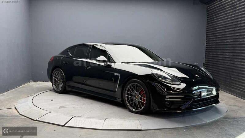 Galeriden Porsche Panamera Diesel 2013 Model İstanbul 243.000 km Siyah