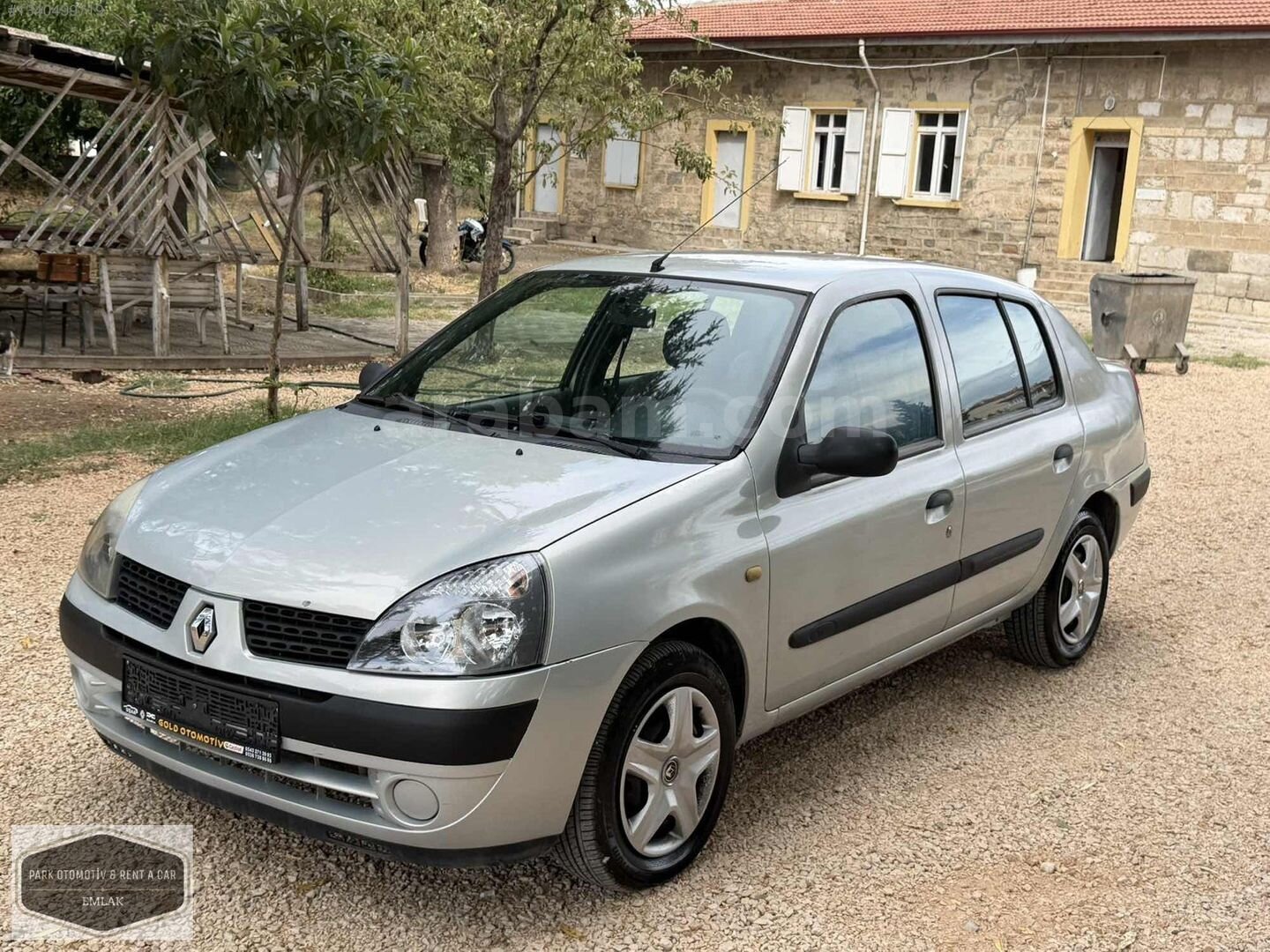 Galeriden Renault Clio 1.4 Authentique 2005 Model Afyonkarahisar 307.000 km Gri 2