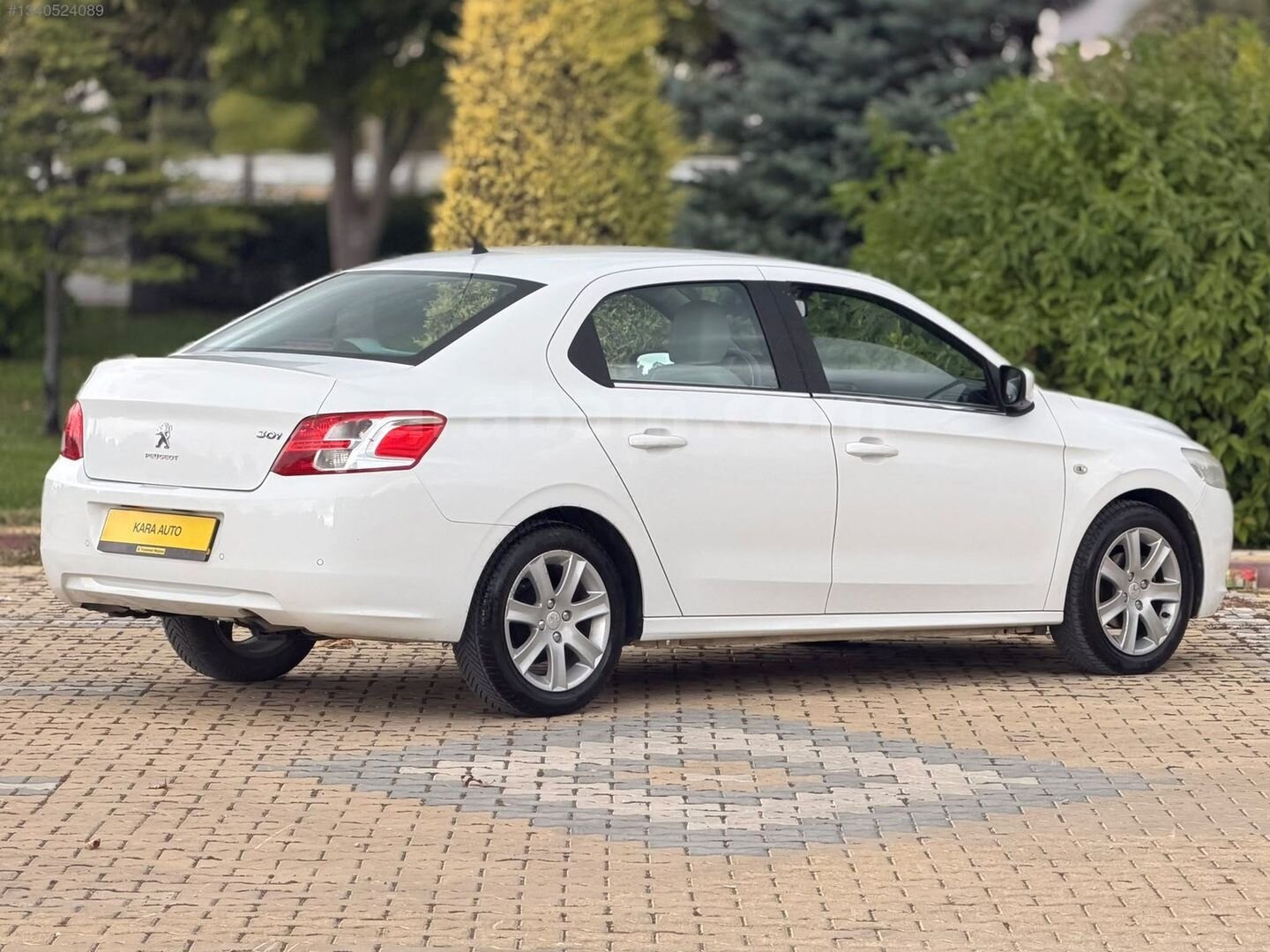 KARA AUTO'dan HATASIZ PEUGEOT 301 1.6 HDi ALLURE 5