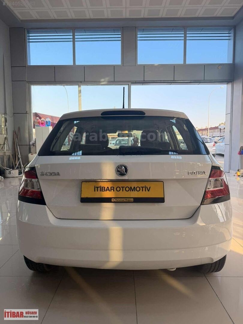 İTİBARDAN 2015 FABİA 1.0 LPG Lİ HATASIZ 208.000 KM DE 5
