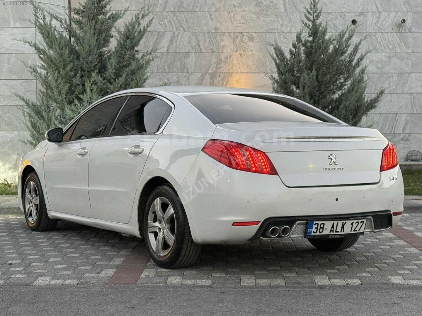 UZUNER AUTO'dan 2012 MODEL OTOMATİK PEUGEOT 5