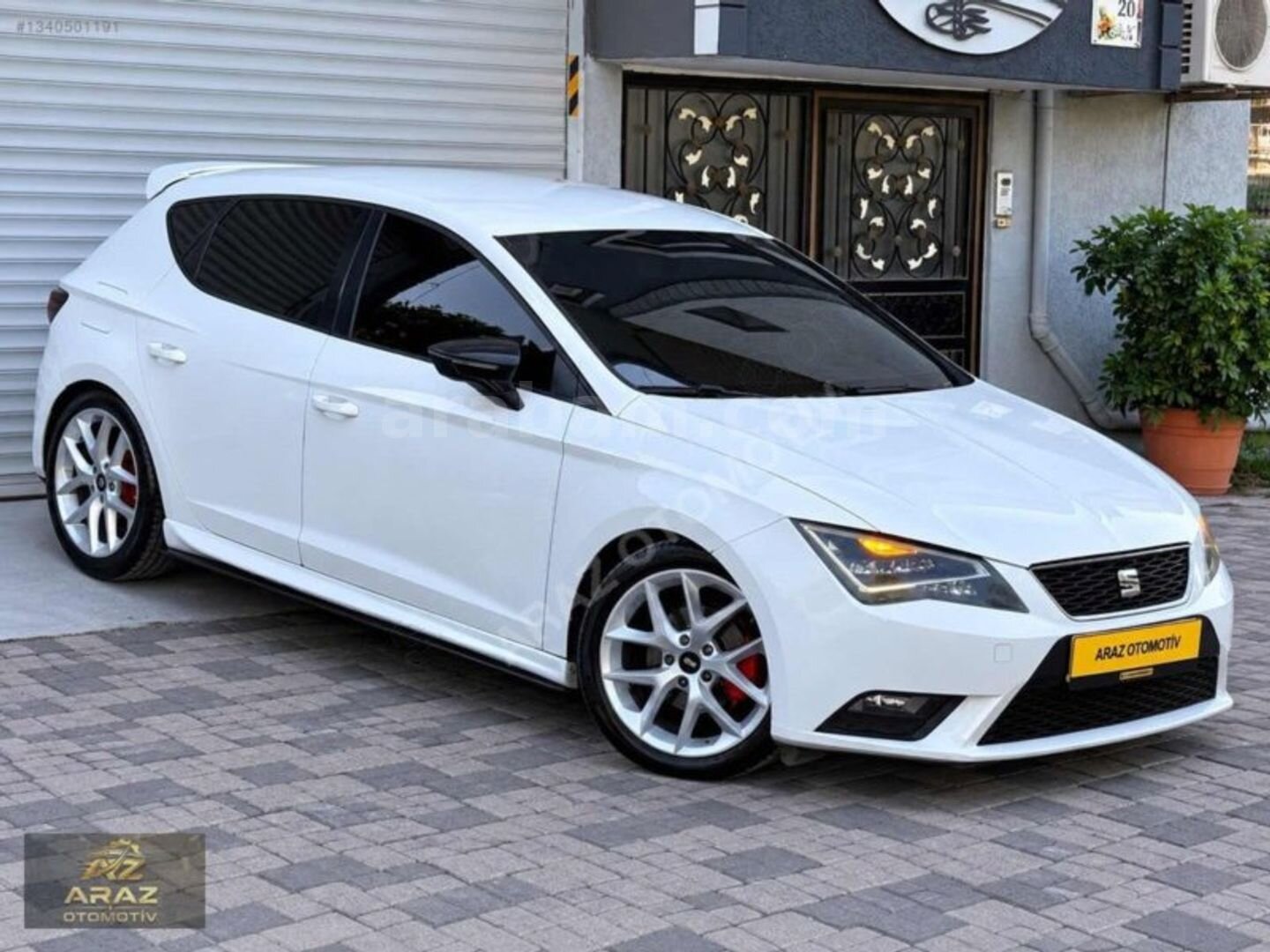 ARAZ'DAN SEAT LEON DİZEL OTAMATİK 5
