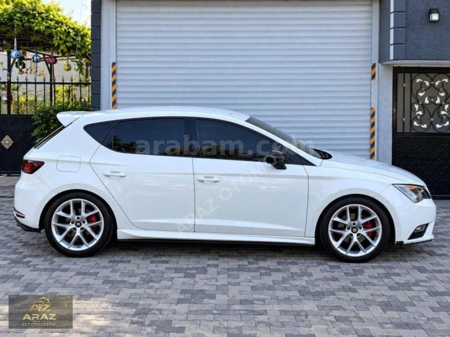 ARAZ'DAN SEAT LEON DİZEL OTAMATİK 6