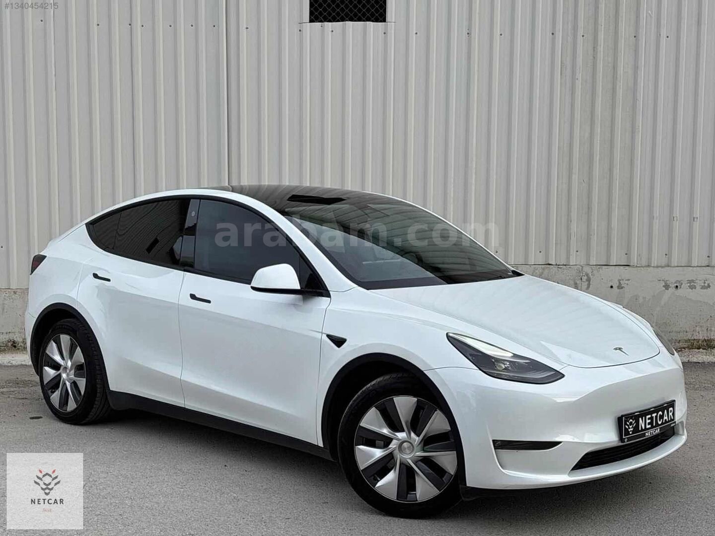 Galeriden Tesla Model Y Long Range AWD 2023 Model Ankara 55.000 km Beyaz 3