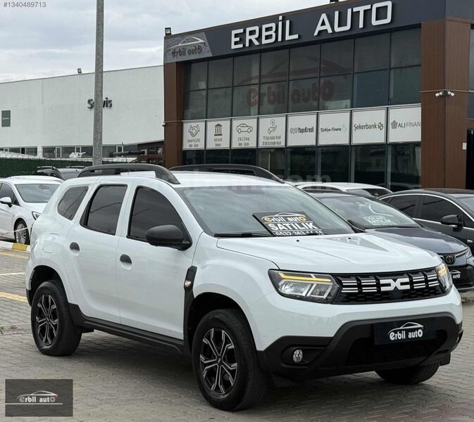ERBİL AUTO'DAN HATASIZ 60.000KM'DE 2023 DACIA DUSTER MANUEL