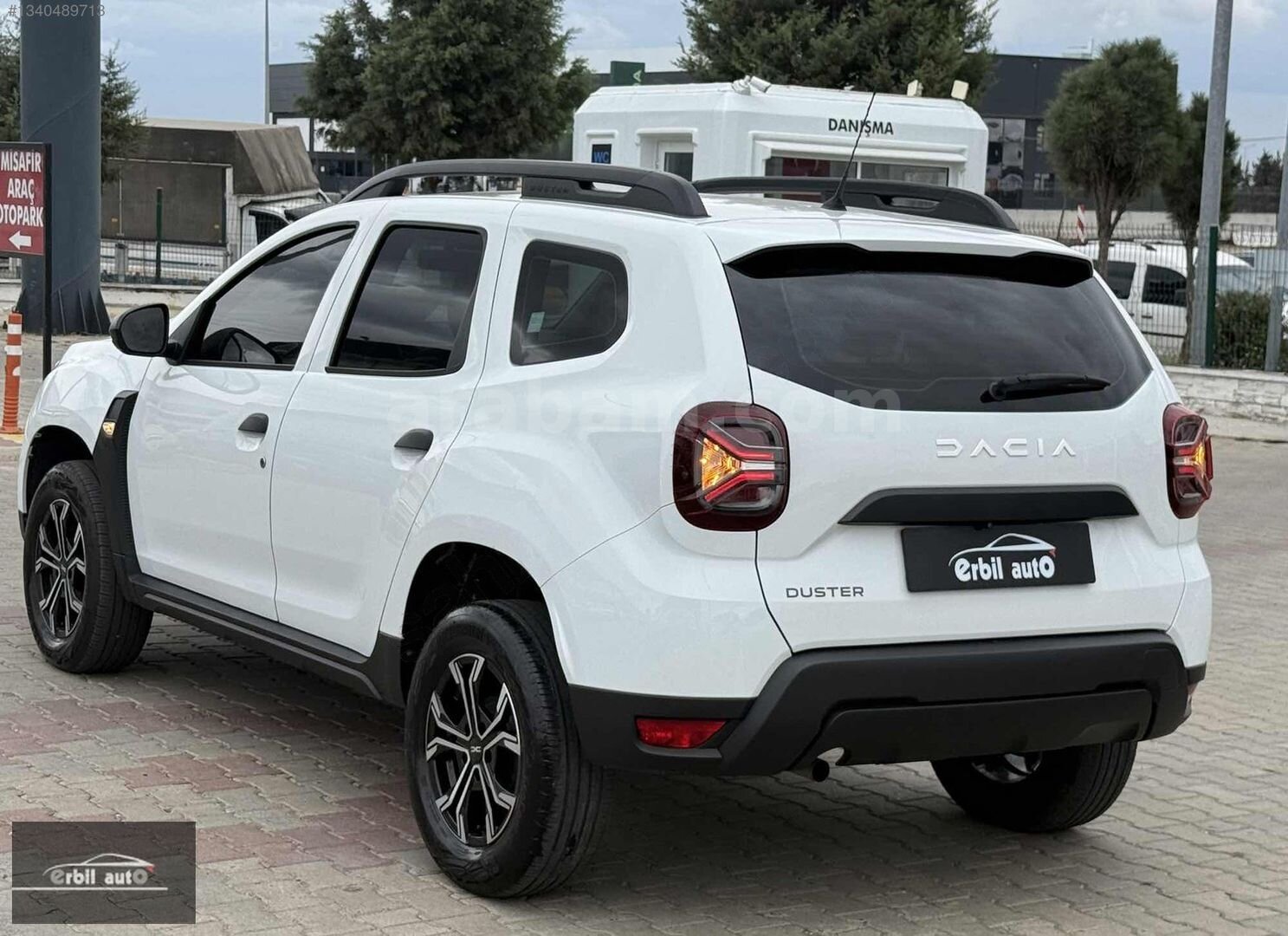 ERBİL AUTO'DAN HATASIZ 60.000KM'DE 2023 DACIA DUSTER MANUEL 5
