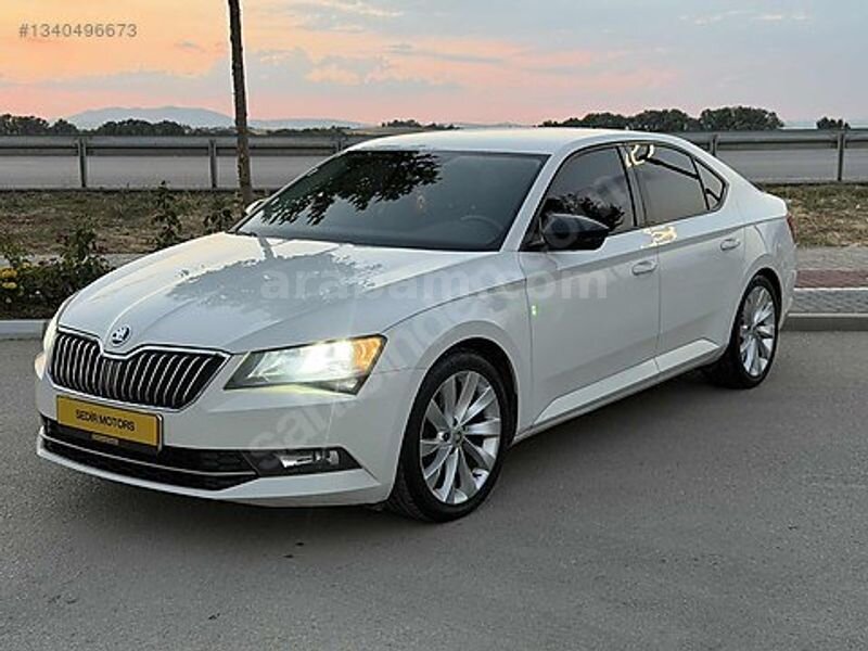 "HATASIZ" _DEĞİŞENSİZ_ 2016 SKODA SÜPERB 182.000 KM