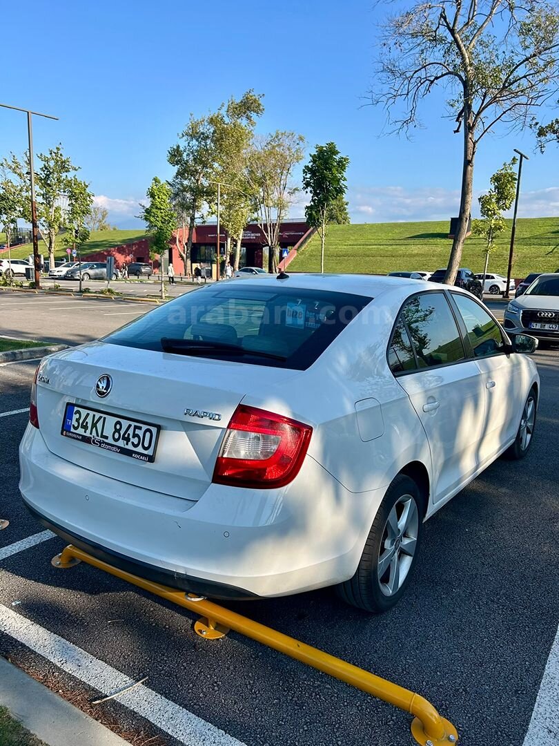 Sahibinden Skoda Rapid 1.4 TDI GreenTec Style 2015 Model 5