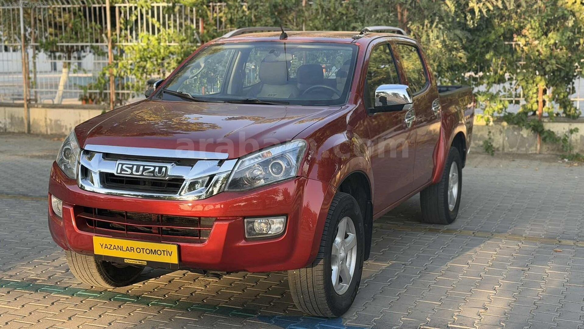 YAZANLAR OTOMOTİV'DEN KIRMIZI ISUZU. D-MAX 4