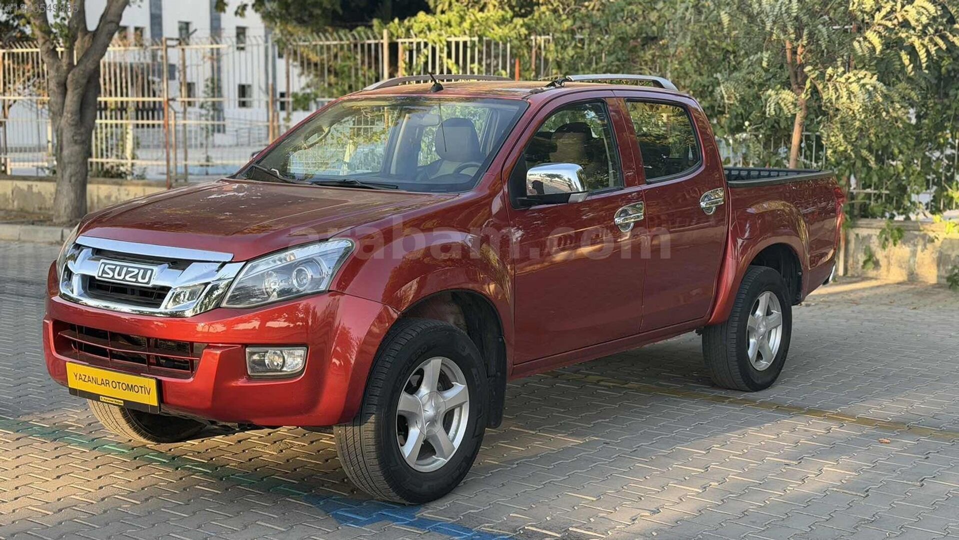 YAZANLAR OTOMOTİV'DEN KIRMIZI ISUZU. D-MAX 5