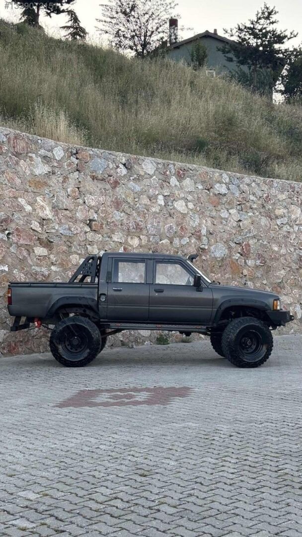 BAKIMLI TEMİZ YENİ MUAYENE 4x4 2