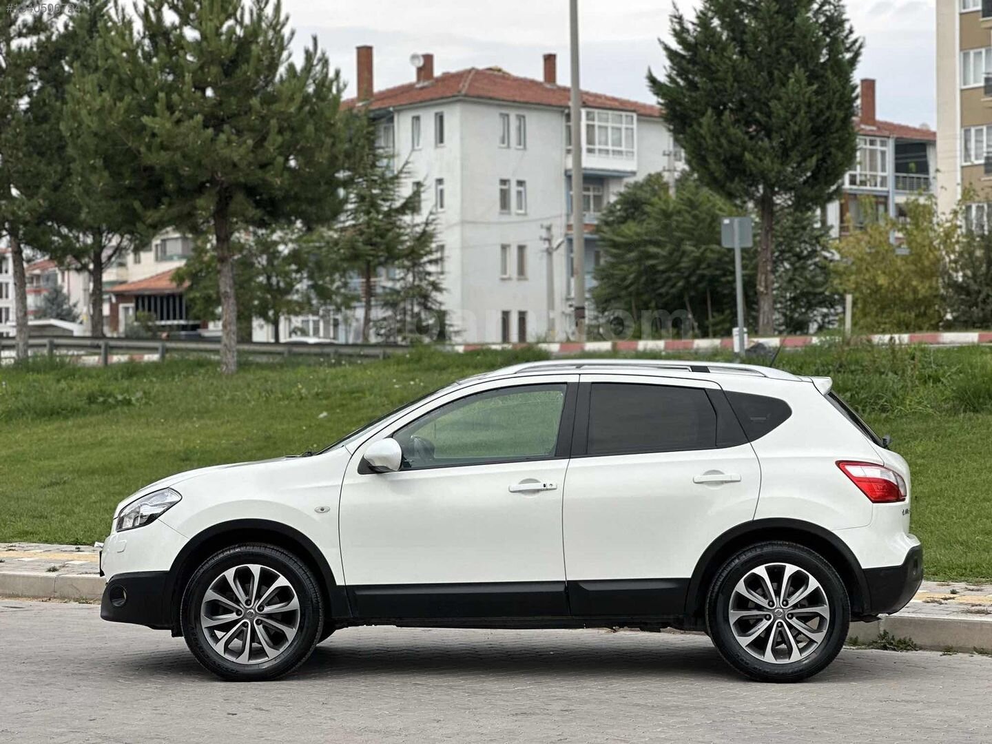 130 BİN KM CAM TAVAN PLATİNUN QASHQAİ 7