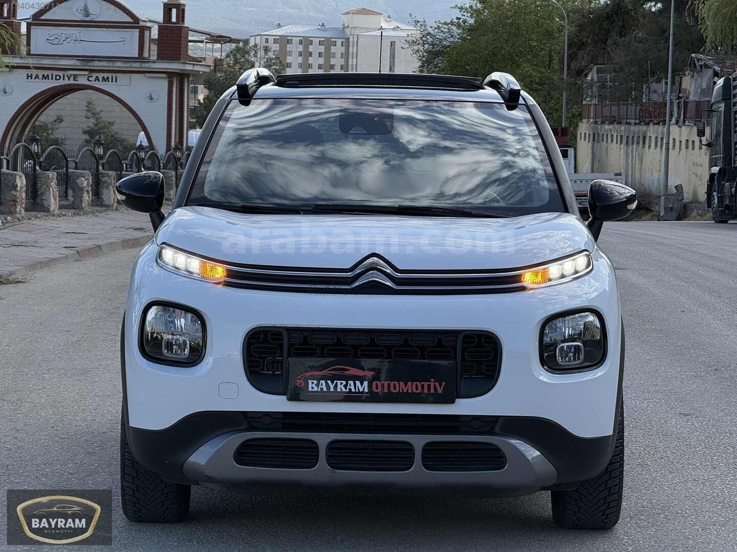 Galeriden Citroen C3 Aircross 1.2 PureTech Shine 2020 Model Bilecik 81.000 km Beyaz 1