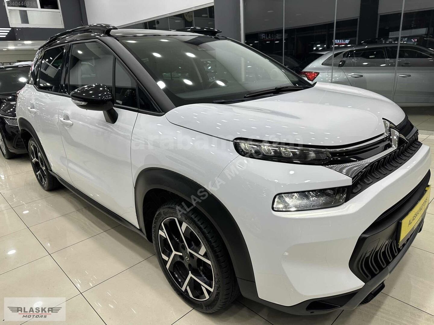 Galeriden Citroen C3 Aircross 1.2 PureTech Shine 2023 Model İstanbul 32.000 km Beyaz 6