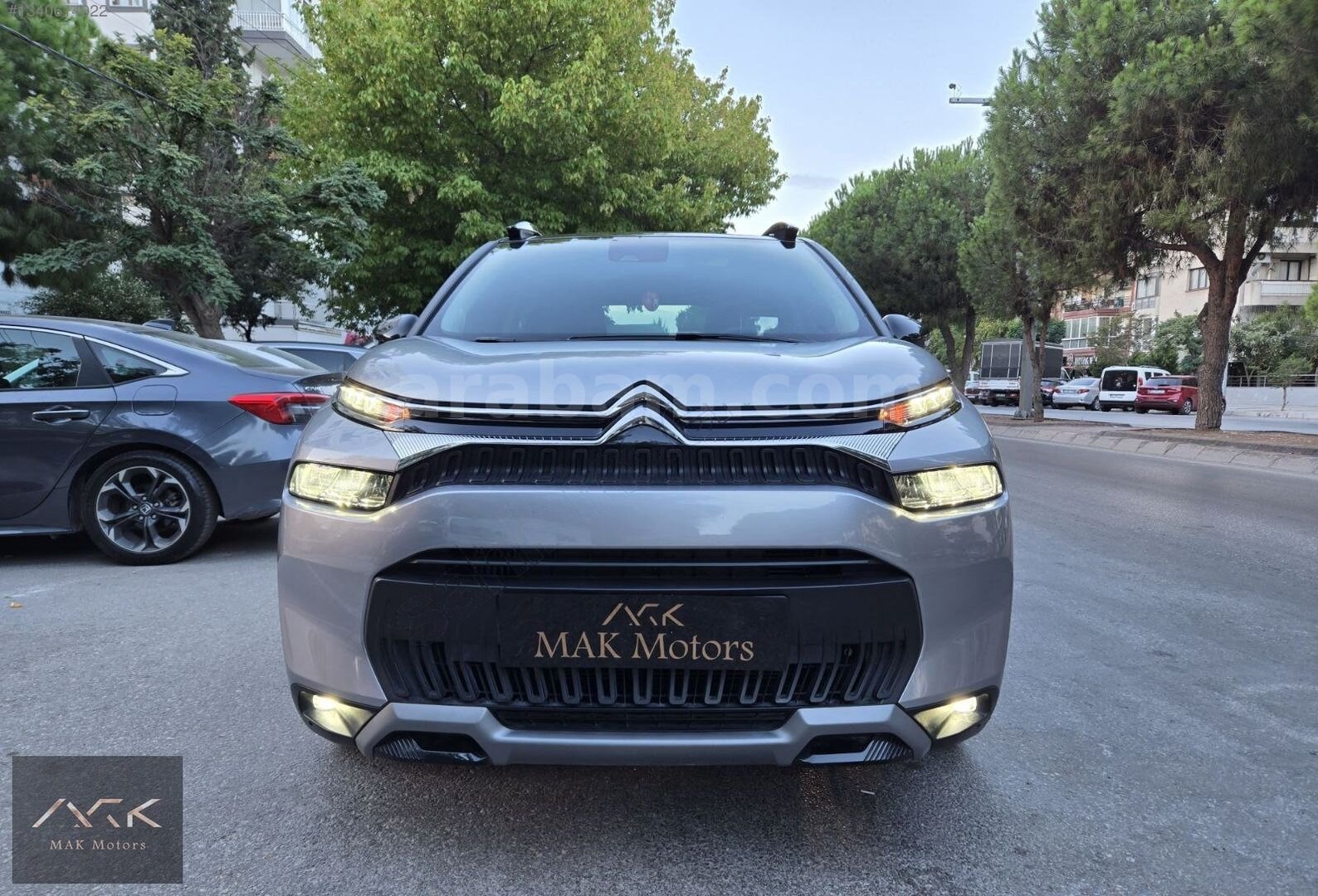 Galeriden Citroen C3 Aircross 1.2 PureTech Shine 2024 Model İzmir 16.500 km Gri 3