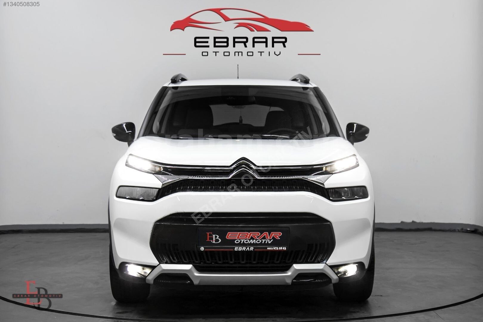 Galeriden Citroen C3 Aircross 1.2 PureTech Feel Bold 2023 Model İstanbul 9.000 km Beyaz 2