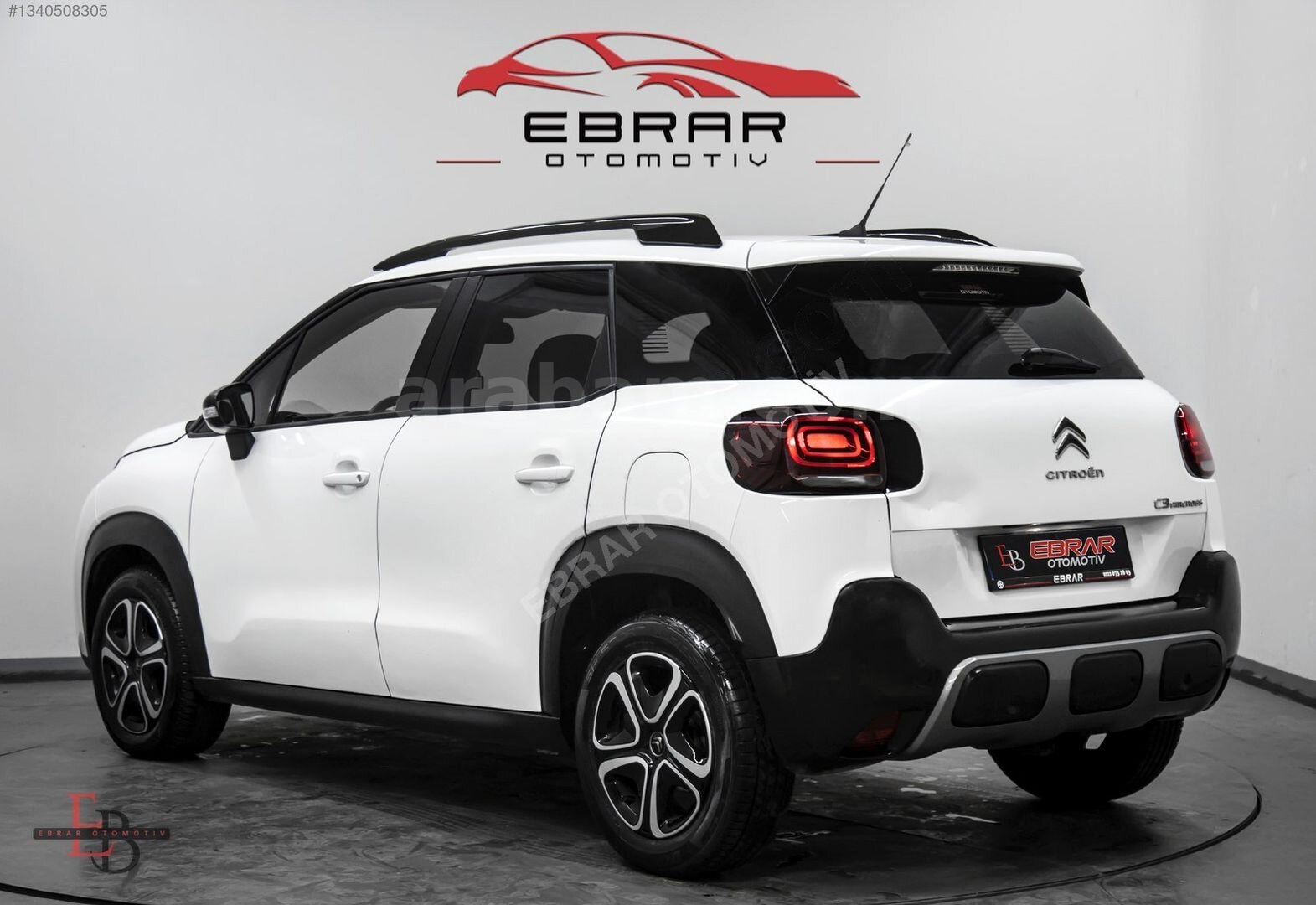 Galeriden Citroen C3 Aircross 1.2 PureTech Feel Bold 2023 Model İstanbul 9.000 km Beyaz 6