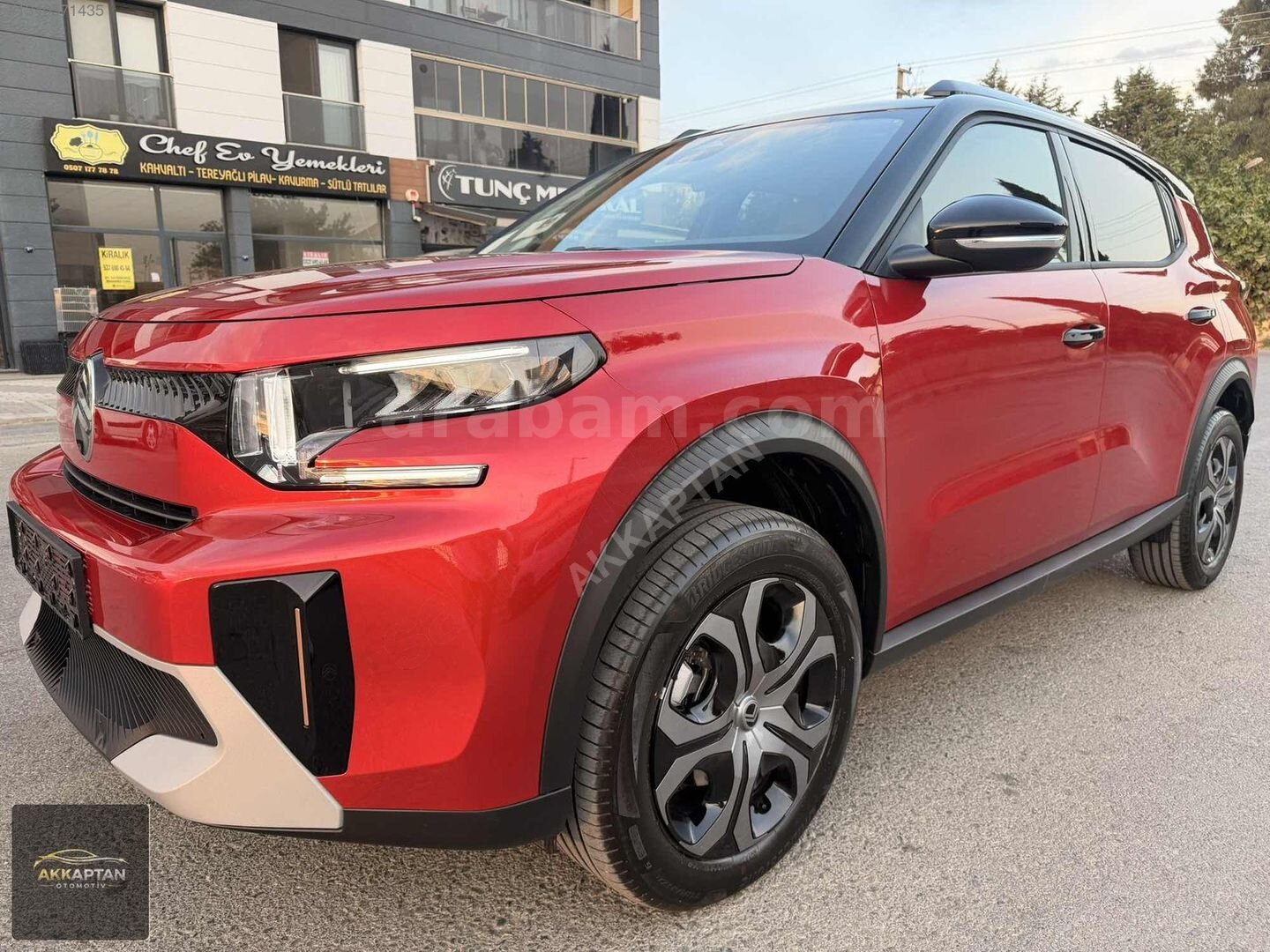 Galeriden Citroen C3 Aircross 1.2 Hybrid Plus 2026 Model İzmir 6.001 km Kırmızı 3