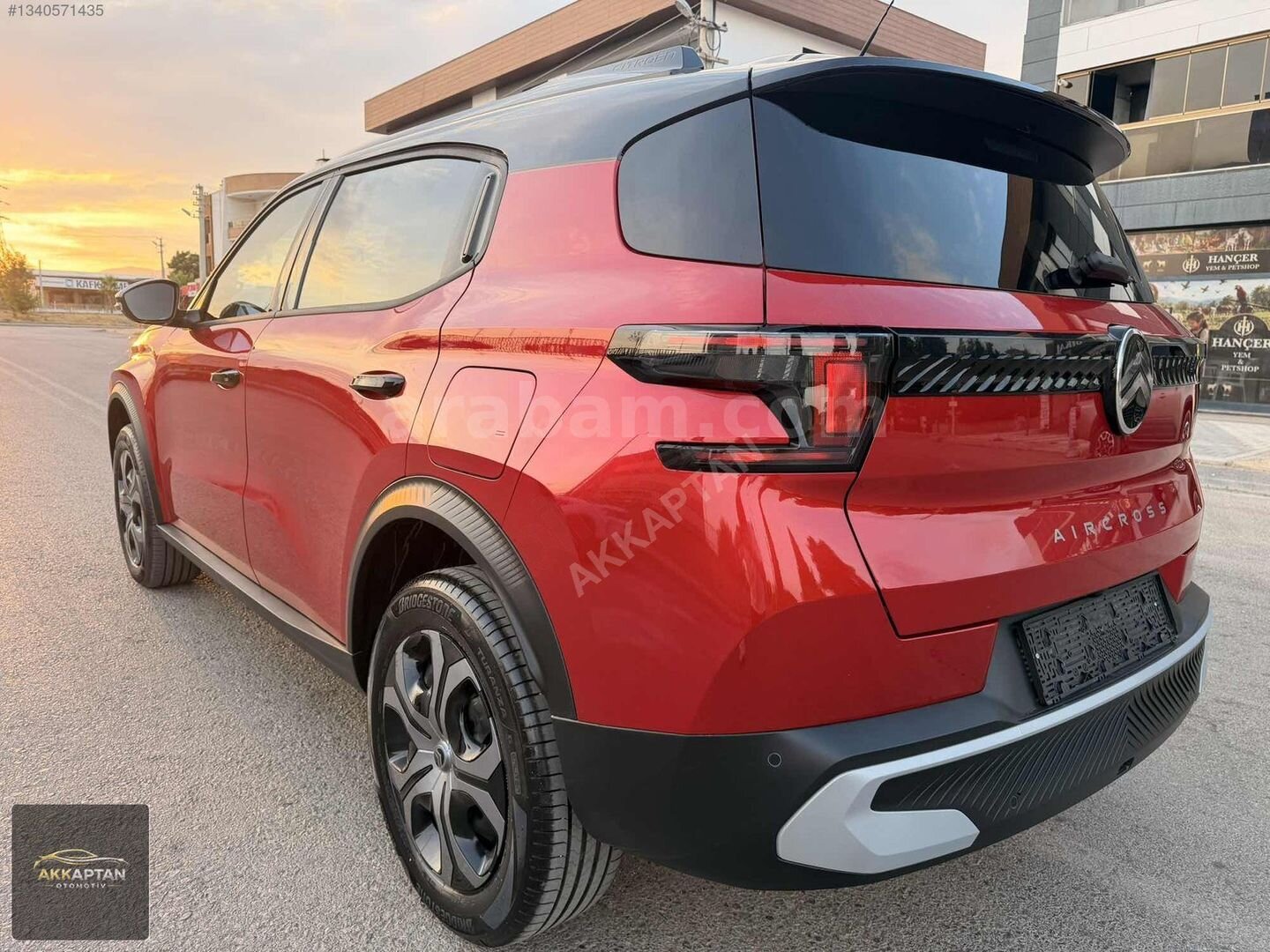 Galeriden Citroen C3 Aircross 1.2 Hybrid Plus 2026 Model İzmir 6.001 km Kırmızı 6