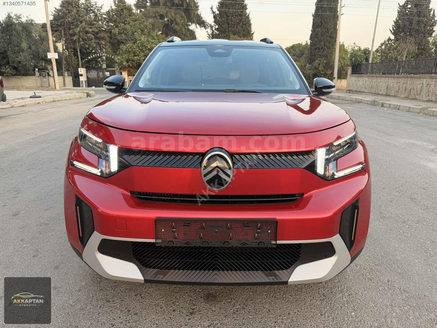 Galeriden Citroen C3 Aircross 1.2 Hybrid Plus 2026 Model İzmir 6.001 km Kırmızı 2