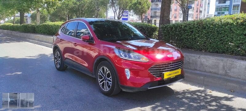 FORD KUGA 1.5 EcoBlue TİTANİUM CAM TAVAN 120 BEYGİR FUUL PAKET