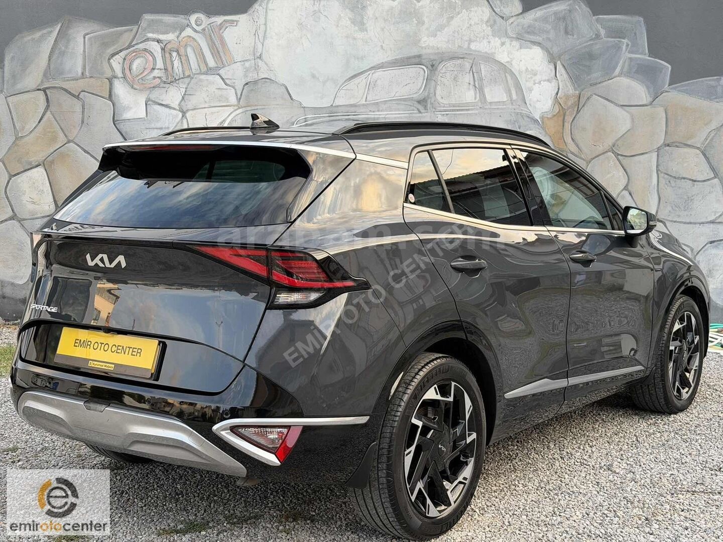 2023 SPORTAGE 1.6 T-GDI 180BG ELEGANCE KONFOR BOYASIZ SIFIRGİBİ 3