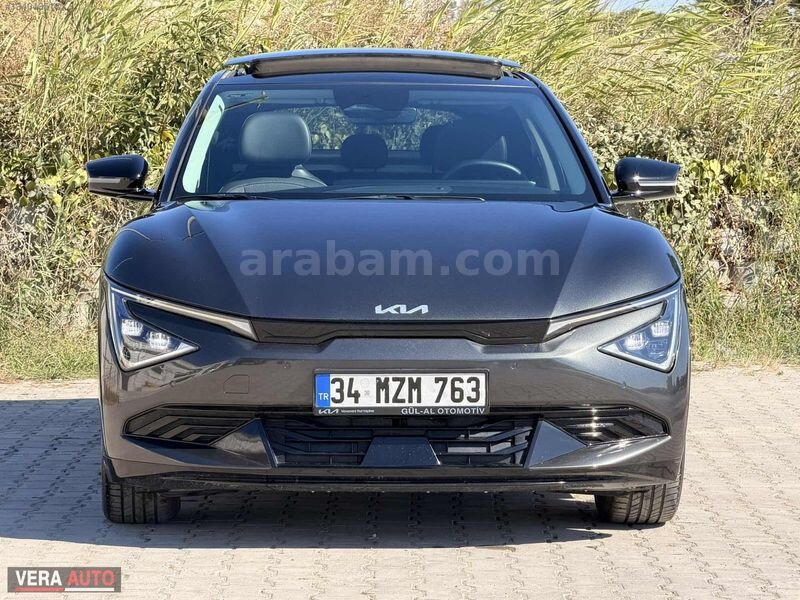 2025 KİA EV6 1 ÇAMURLUK BOYA HARİCİ HATASIZ CAM TAVAN