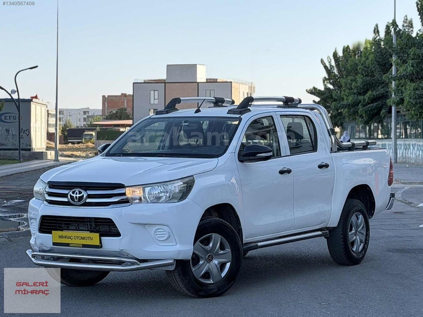 2015 HİLUX-ÇOK TEMİZ-ARAZİ GÖRMEMİŞ-TR'EN UYGUNU 1
