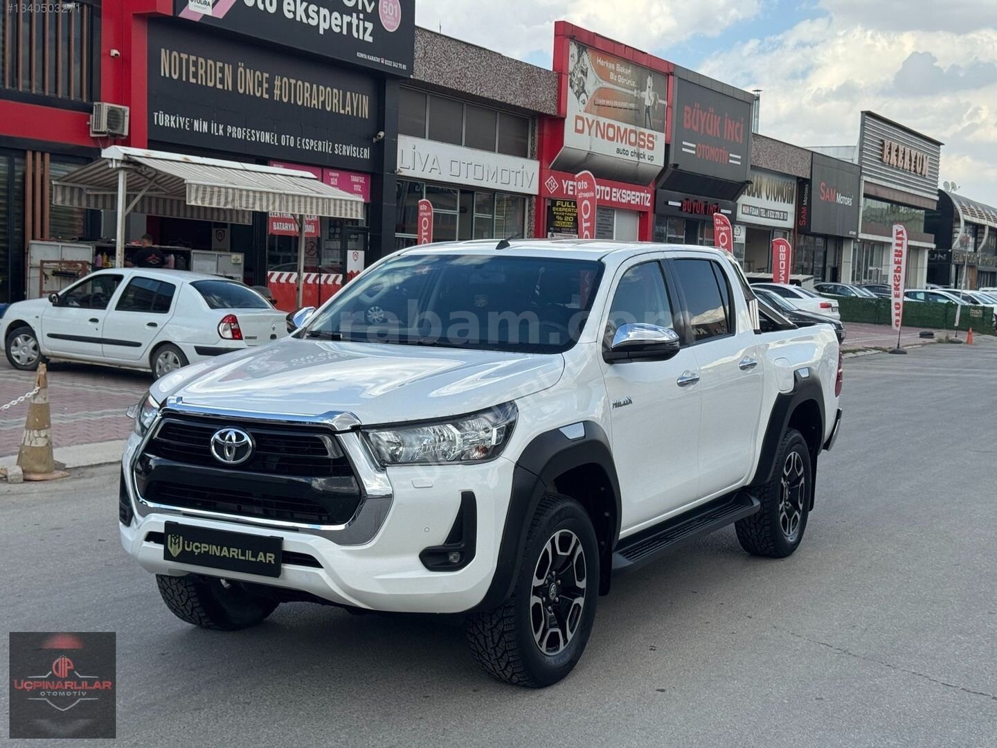 ÜÇPINARLILAR'DAN 2021 TOYOTA HİLUX ADVANTURE 2.4 4X2 BOYASIZ 3