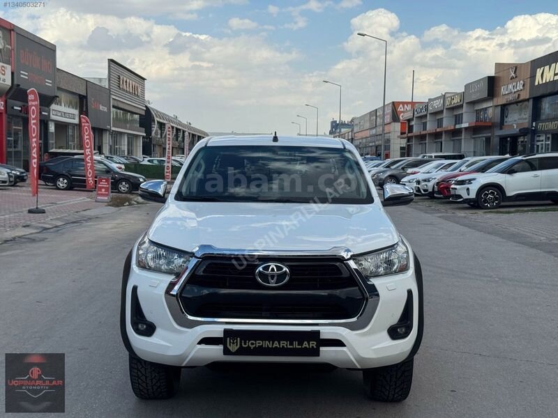 ÜÇPINARLILAR'DAN 2021 TOYOTA HİLUX ADVANTURE 2.4 4X2 BOYASIZ 1