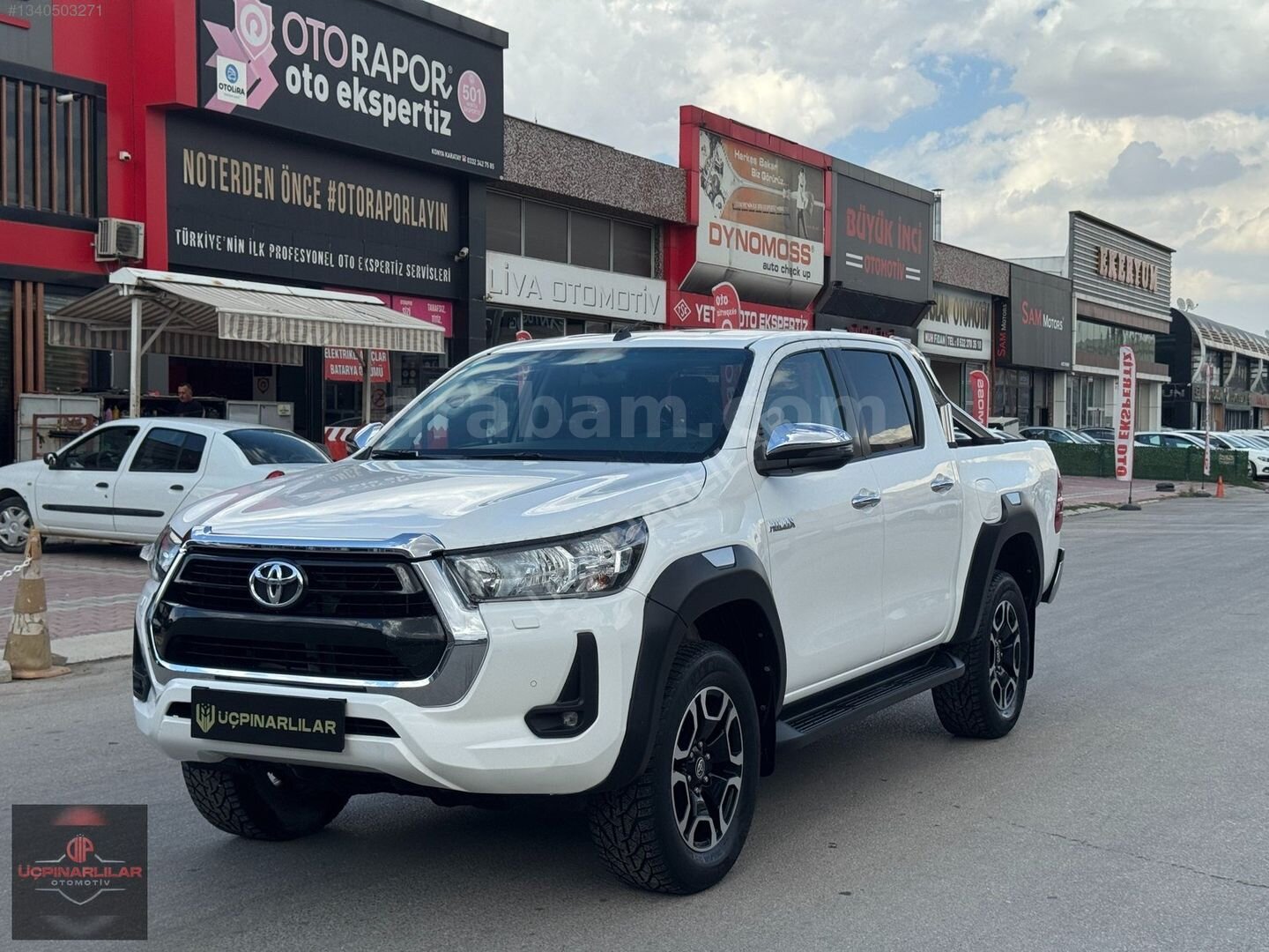 ÜÇPINARLILAR'DAN 2021 TOYOTA HİLUX ADVANTURE 2.4 4X2 BOYASIZ 4