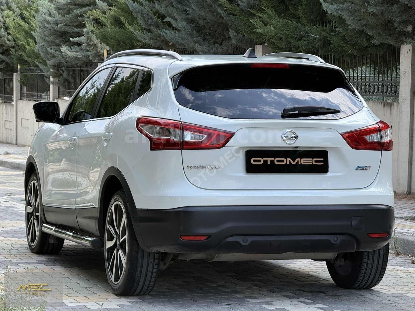 OTOMEÇ'DEN NİSSAN QASHQAİ DEĞİŞENSİZ BOYASIZ CAM TAVAN 6