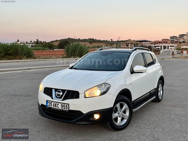 ZAFER OTOMOTİVDEN NİSSAN QASHQAİ 1.5 DCİ TEKNA SKY PACK