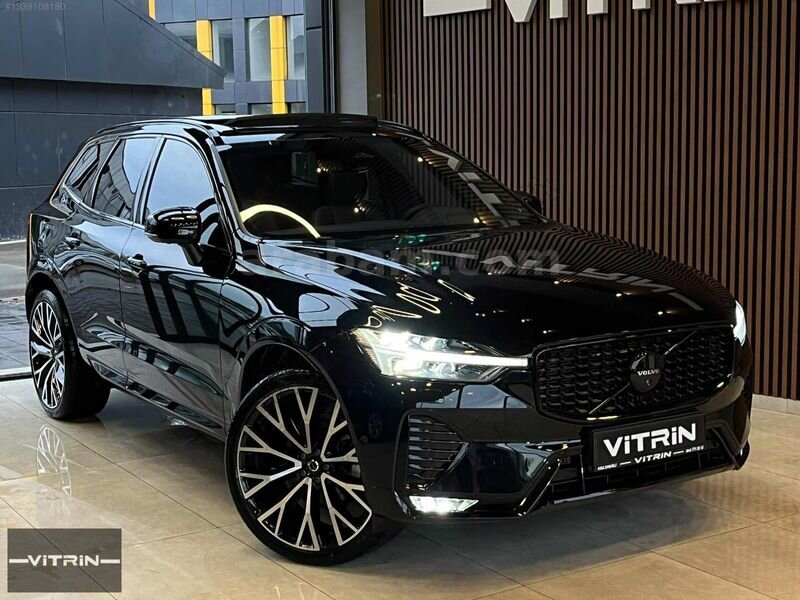 15.800 KM DE 2024 VOLVO XC60 2.0B5 PLUS BLACK EDİTİON 4WD 250 HP