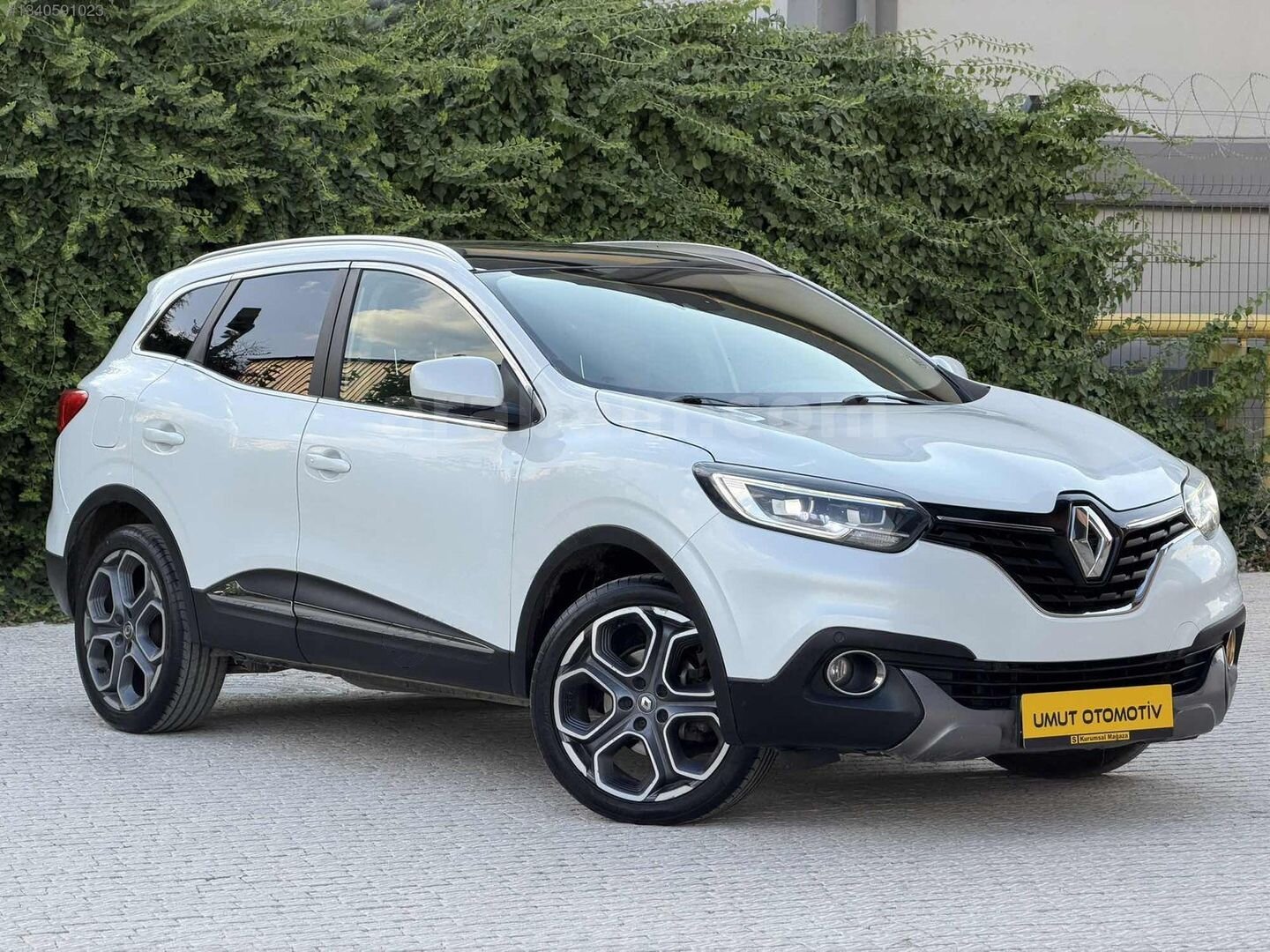 2016MODEL CAM TAVANLI SEDEF BEYAZ EMSALSİZ KADJAR 2
