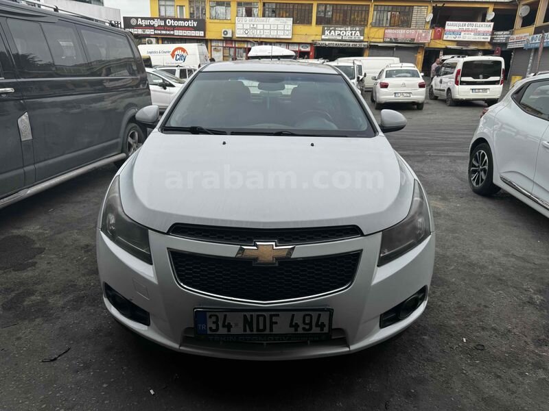 Sahibinden Chevrolet Cruze 1.6 LS 2010 Model İstanbul 183.000 km Beyaz
