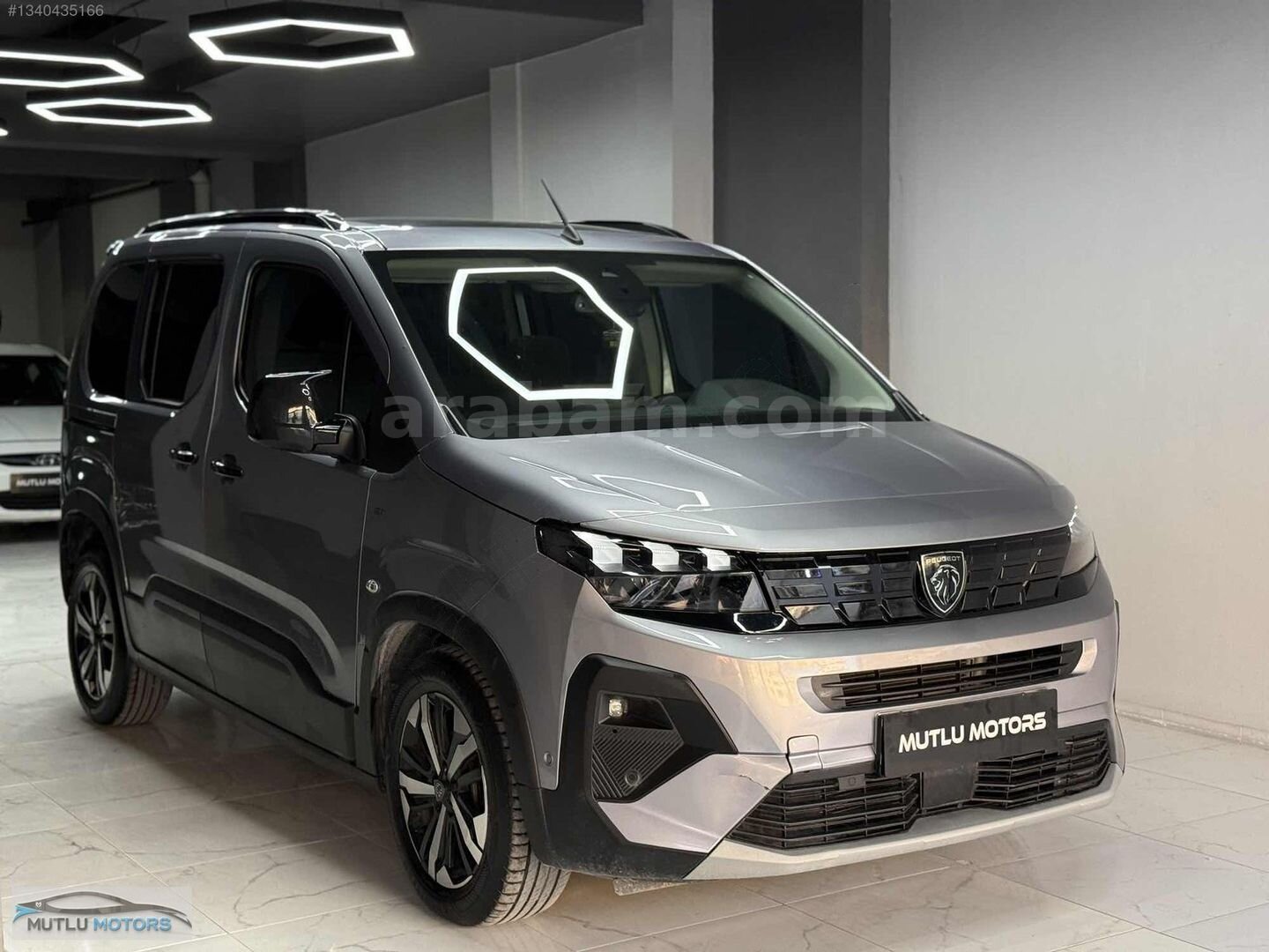 Galeriden Peugeot Rifter 1.5 BlueHDI GT 2025 Model Konya 15.000 km Gri 7