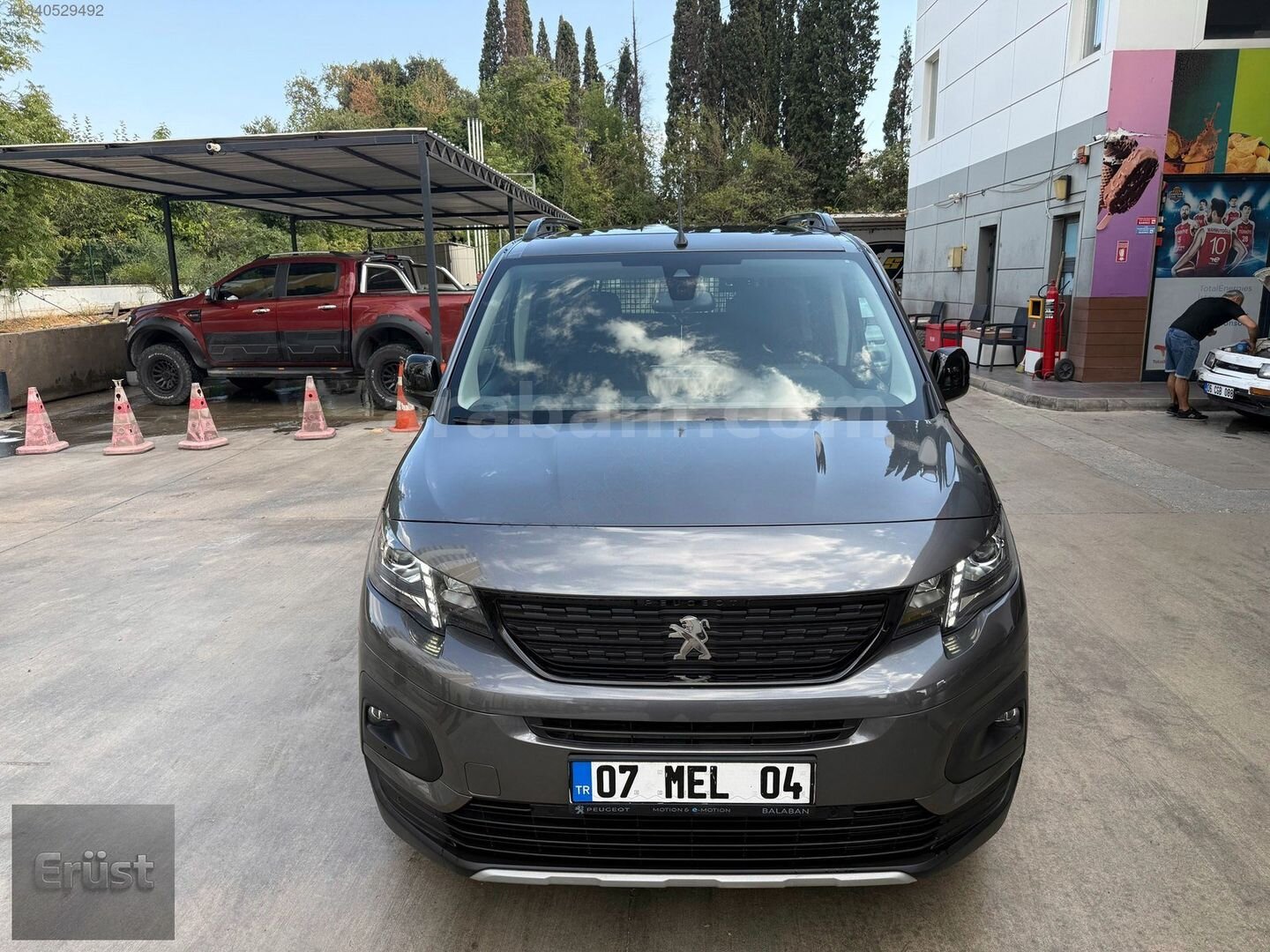 Galeriden Peugeot Rifter 1.5 BlueHDI GT 2022 Model Antalya 35.600 km Gri 2
